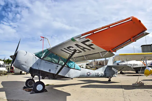 Stinson L-13 Grasshopper