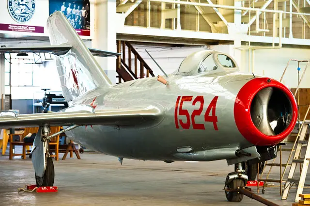 Mikoyan-Gurevich MiG-15 (Fighter)