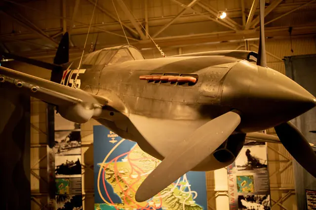 Curtiss P-40E Warhawk (Pursuit Fighter)