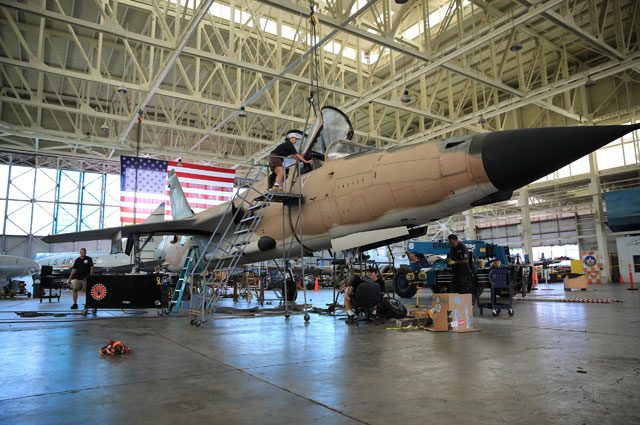 Republic F-105G Thunderchief (Fighter-Bomber)