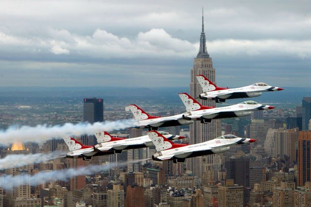 General Dynamics F-16A Thunderbird