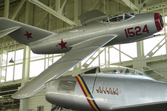Mikoyan-Gurevich MiG-15 (Fighter)