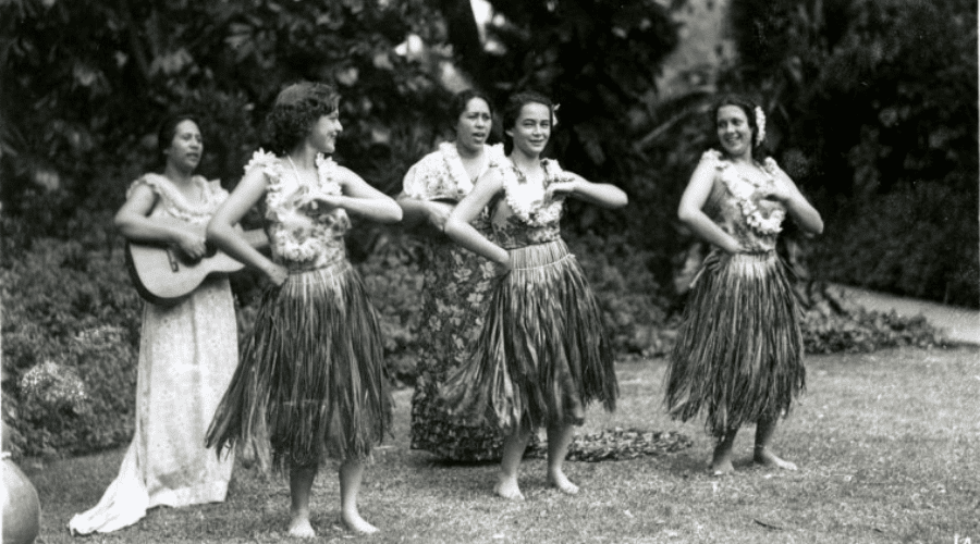 Luau Blog Desktop 2 (3) Luau celebration in the 1940s, full of food, dance, music, and celebrations.