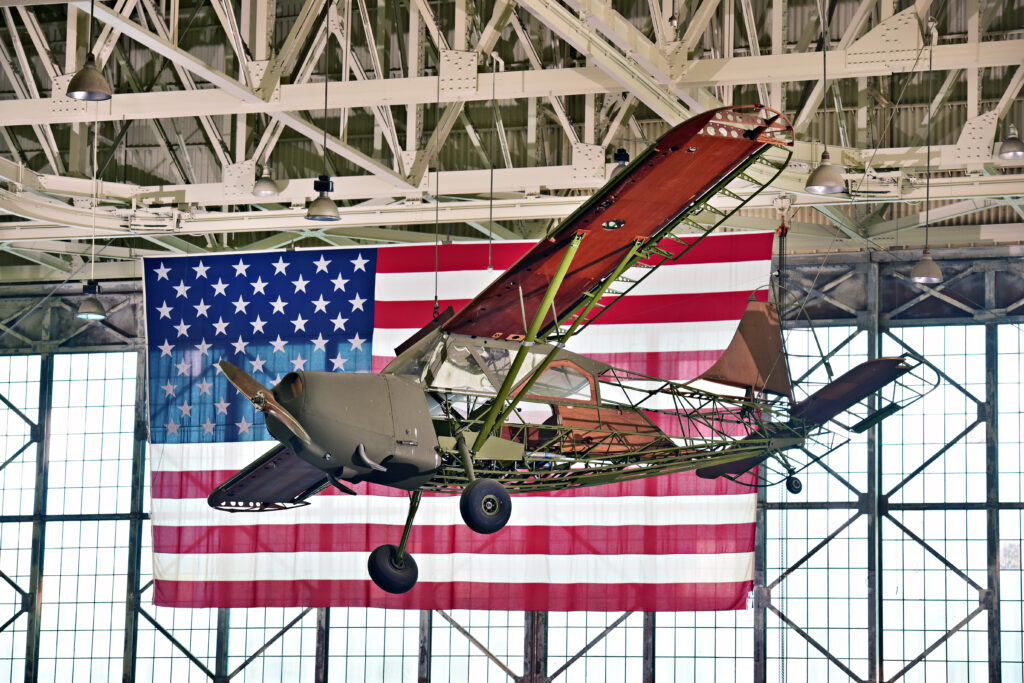 L - Lifting History - Aircraft Suspension