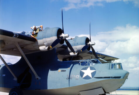 Wwii Activities Of A Pby Squadron Inspecting Engines Gk - Restore PBY Catalina